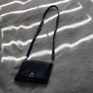 Charming Charlie small cross body